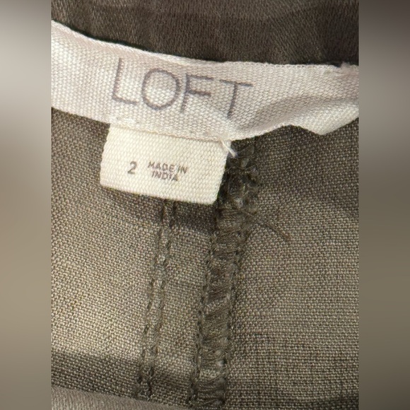 Camo high waisted button up shorts. Size 2 - Picture 3 of 5